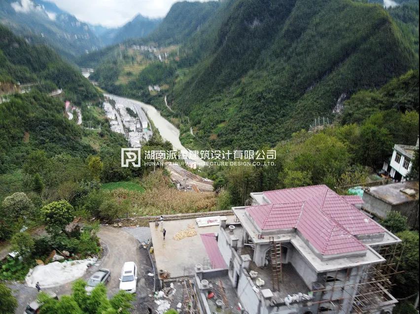 重庆邹先生与派睿建筑成功签约【重庆农村别墅设计公司】