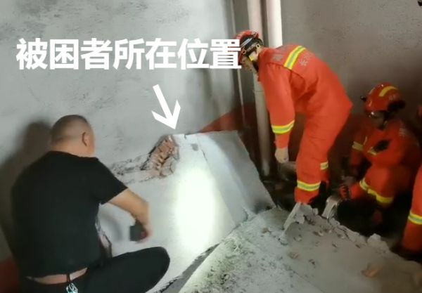长沙自建房倒塌3.jpg